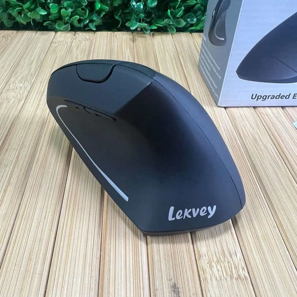 NIB Lekvey Ergonomic Mouse Vertical Wireless Mouse - Rechargeable 2.4GHz Optical